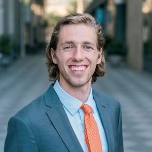 Meet your Posher, Grant